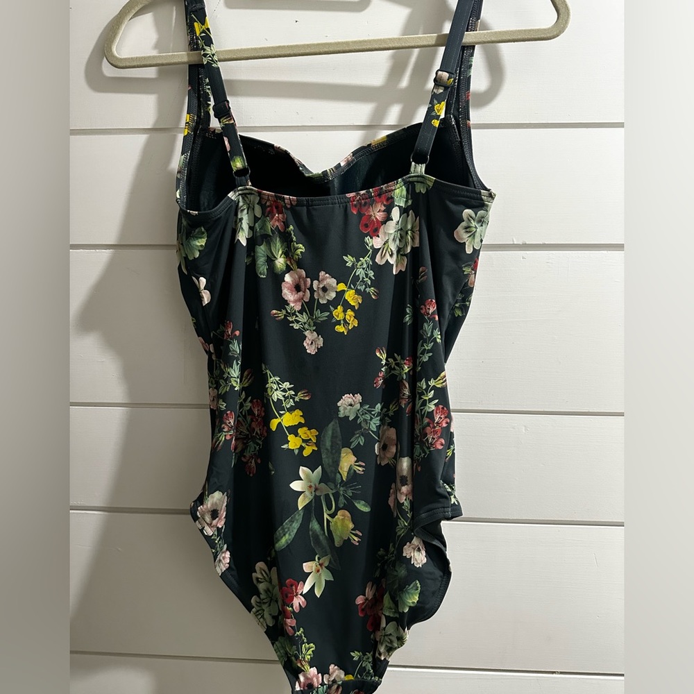 Nip Tuck One Piece Swimsuit Size 8 Multicup Green… - image 7